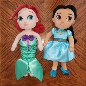 Disney Princess Ariel and Jasmine Plush Dolls